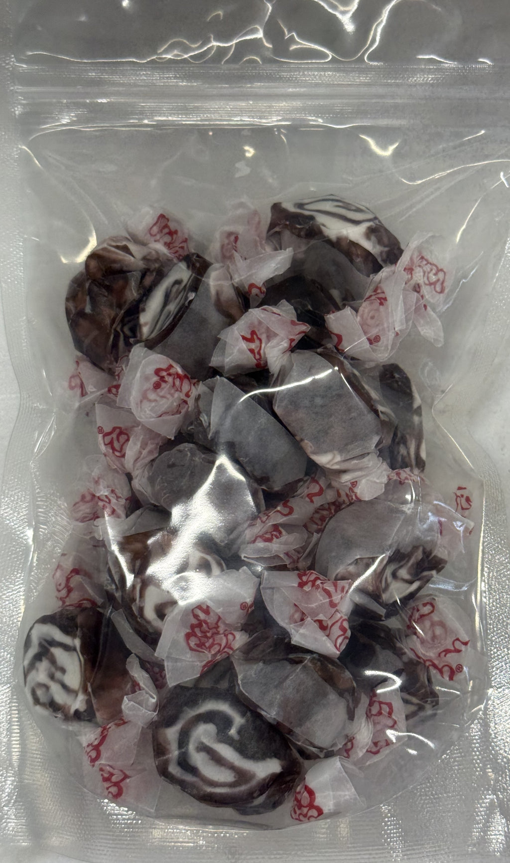 Black Licorice Swirl Salt Water Taffy 5 oz Bag