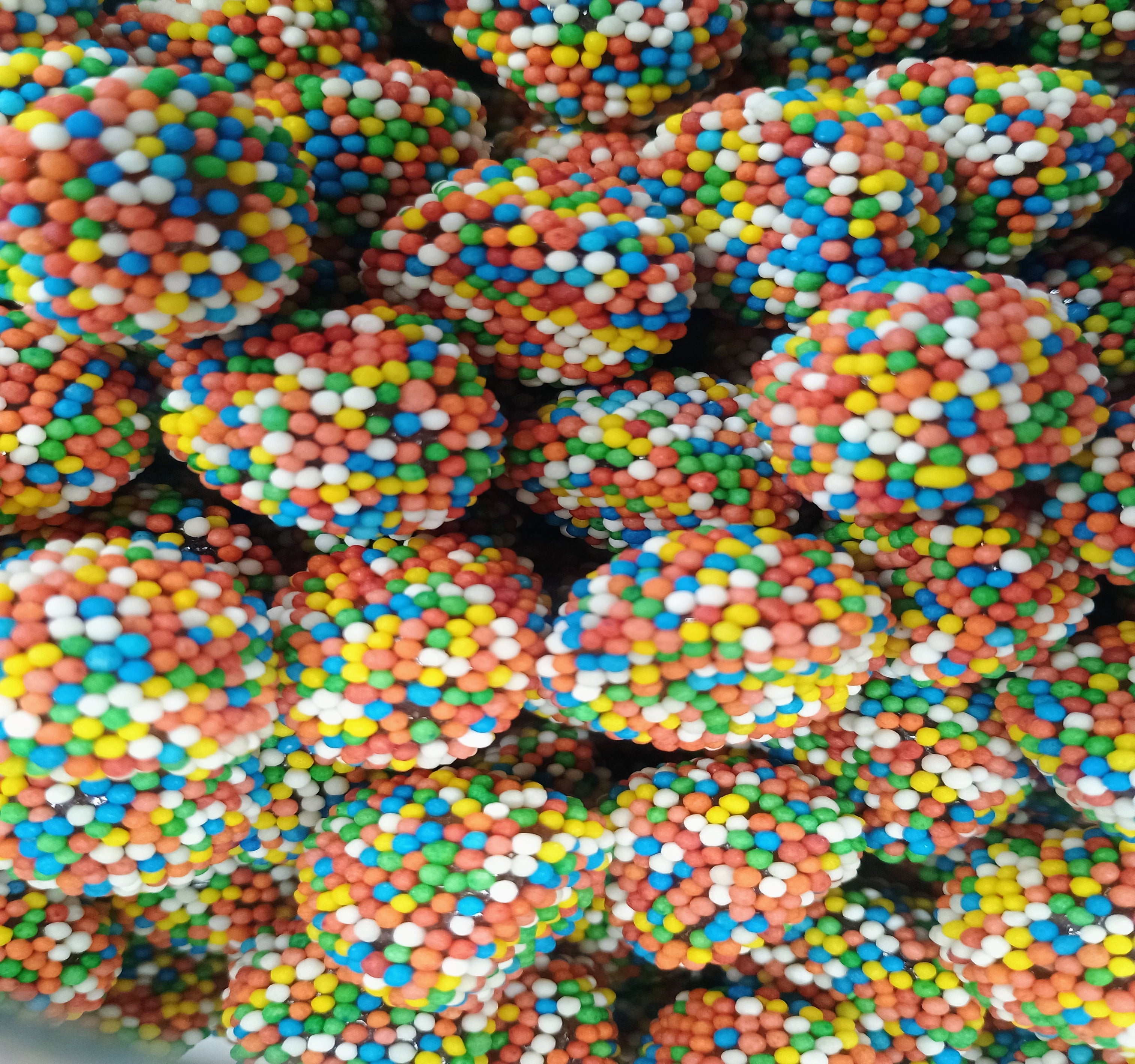 Clever Confetti Drops