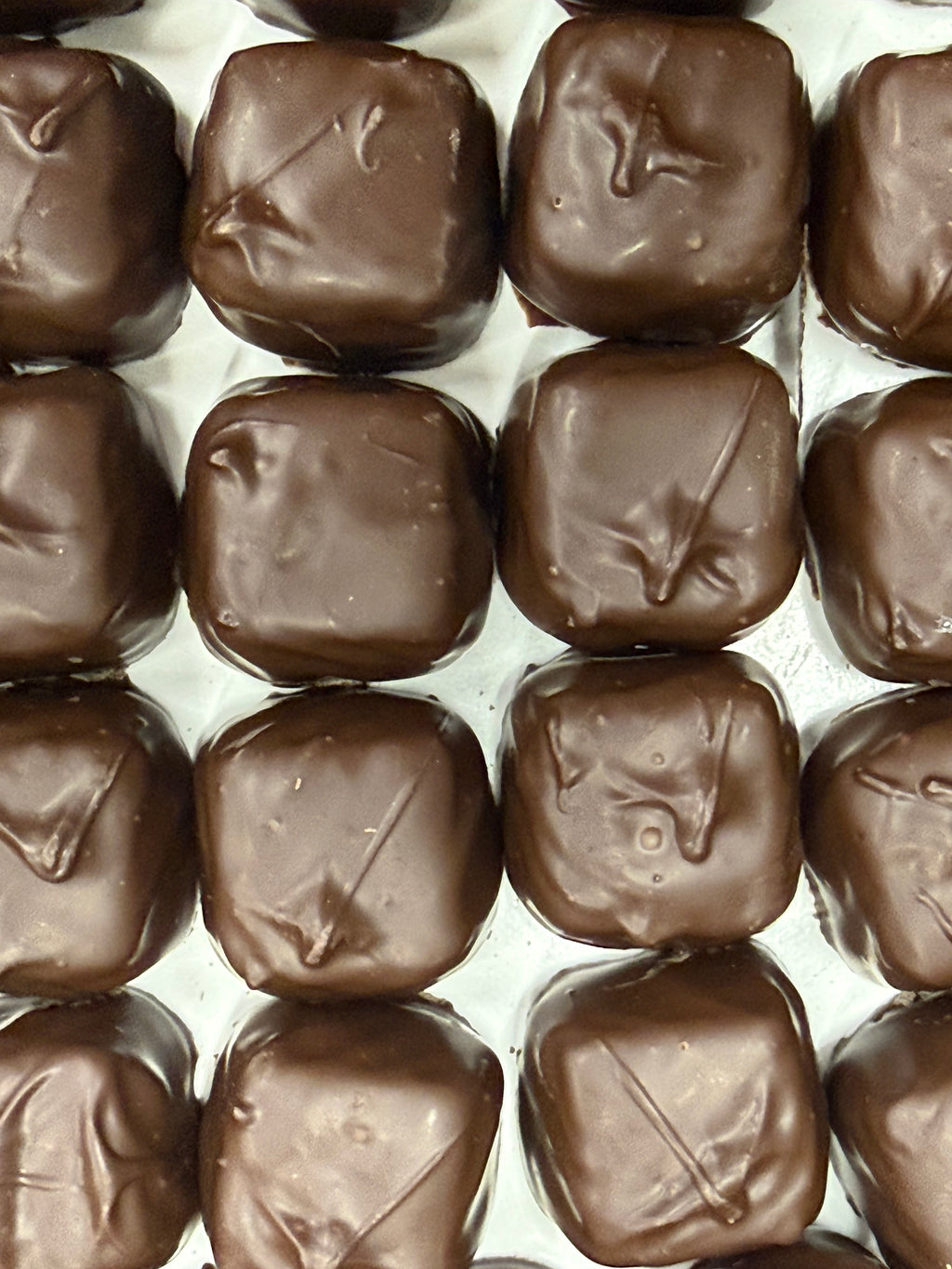 Asher Dark Chocolate Bourbon Flavored Caramels 10.6 oz Gift Box
