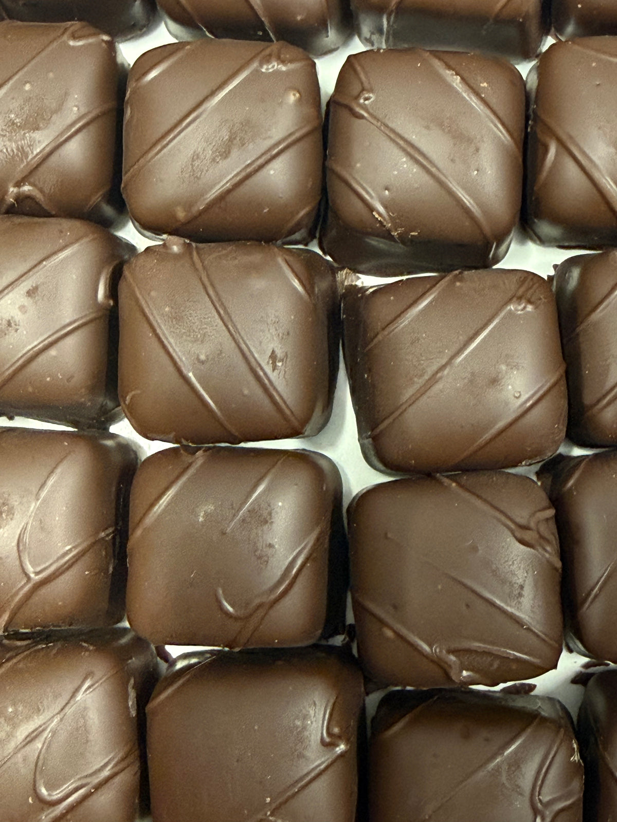 Asher Dark Chocolate Chocolate Fudge Meltaway 10.2 oz Gift Box