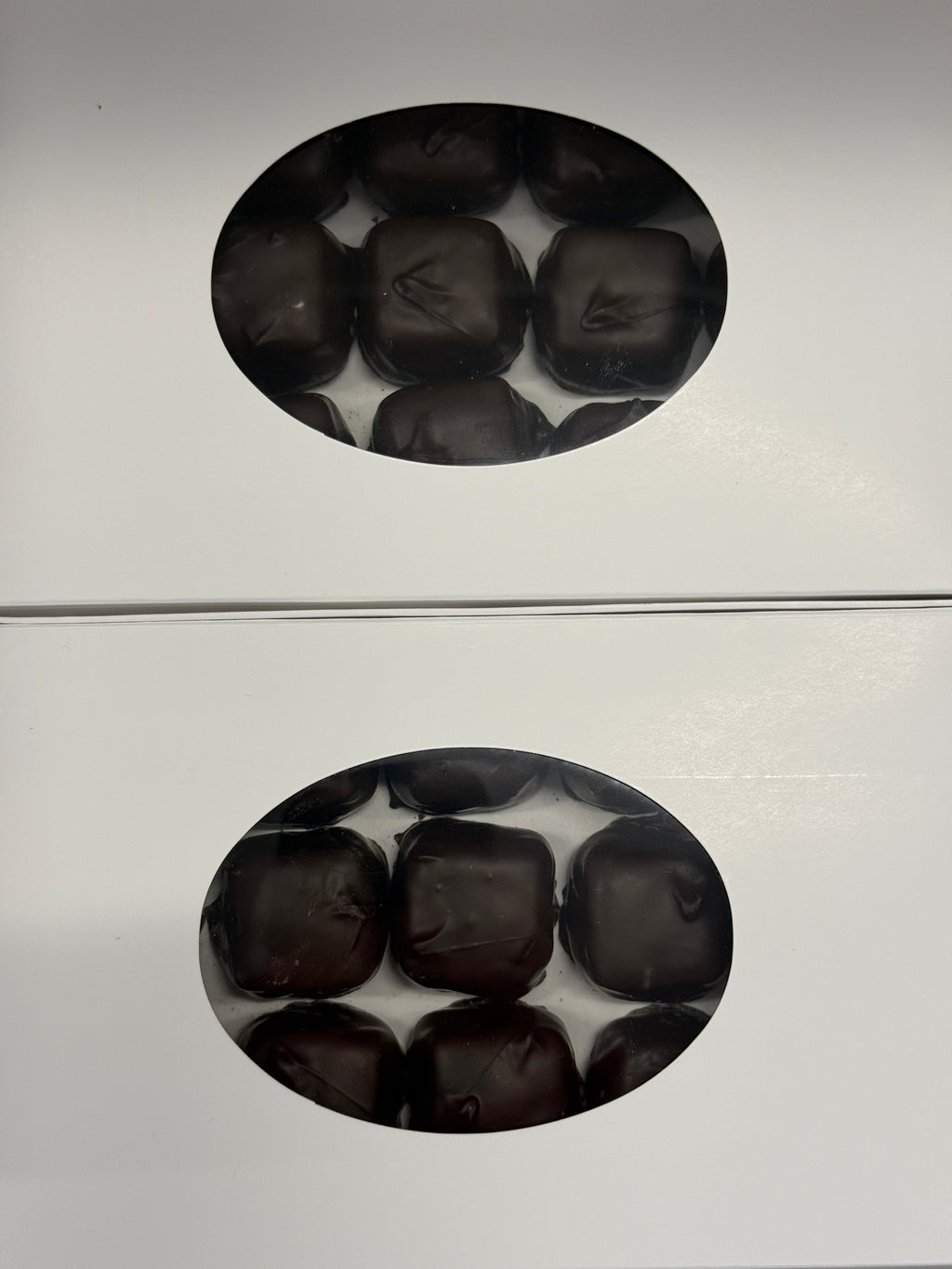 Asher Dark Chocolate Mocha Latte Flavored Caramels 9.8 oz Gift Box