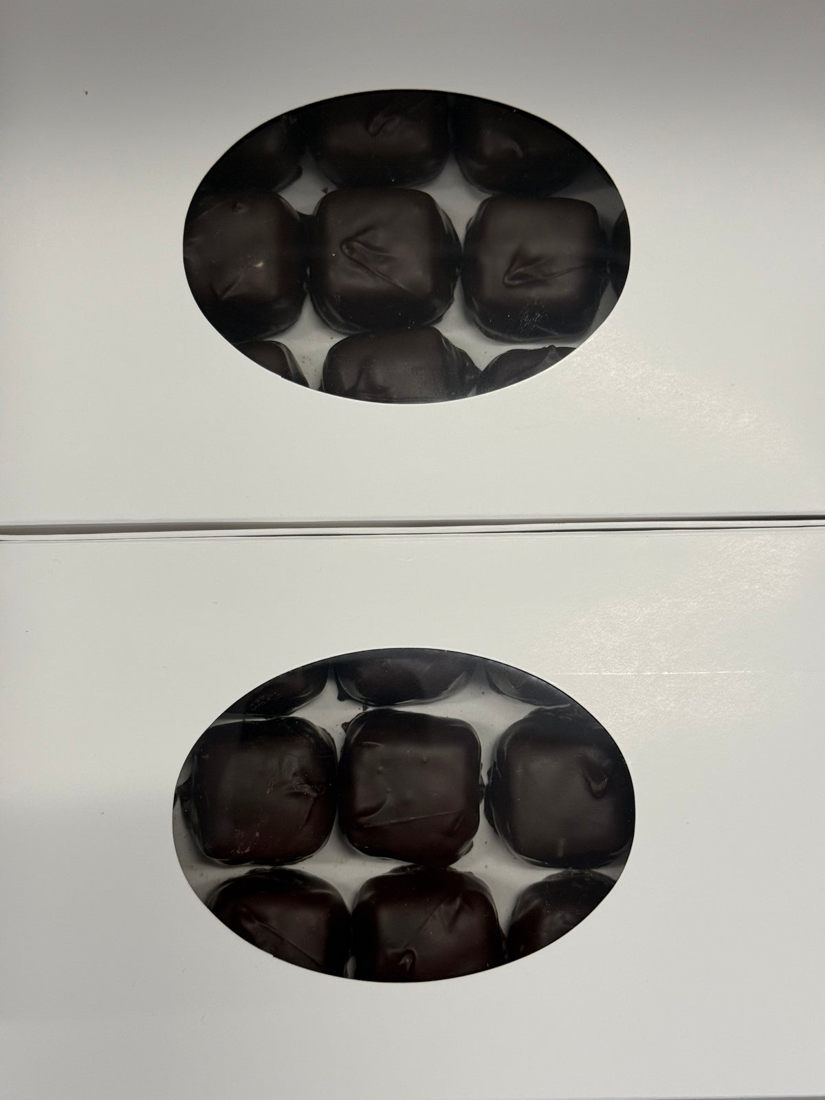 Asher Dark Chocolate Mocha Latte Flavored Caramels 9.8 oz Gift Box