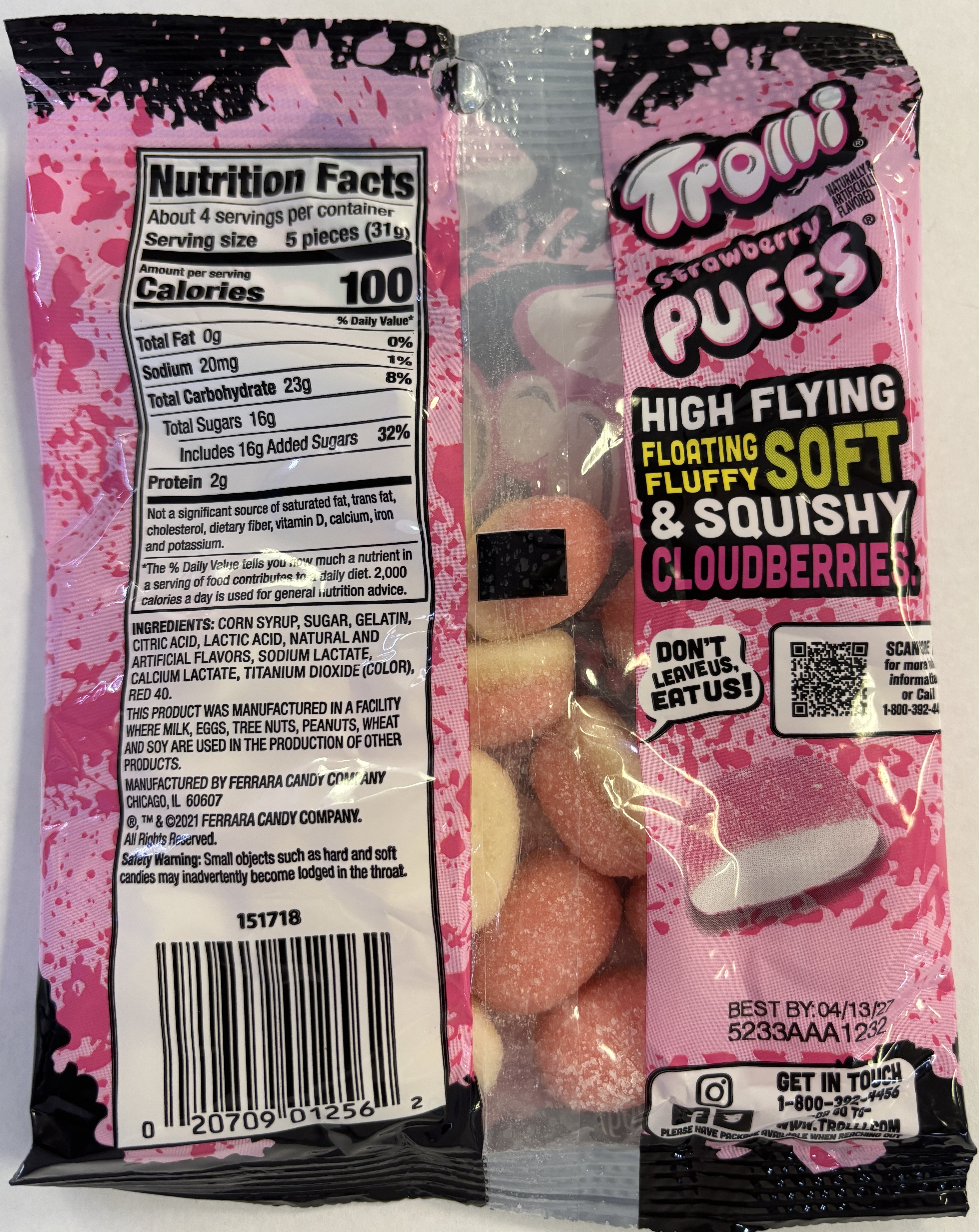 Trolli Strawberry Puffs Gummy Candy 4.25 oz Peg Bag