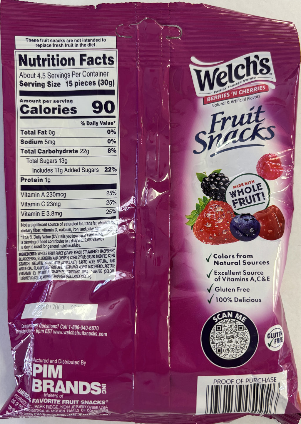 Welch's Fruit Snacks Berries/Cherry 5 oz Peg Bag