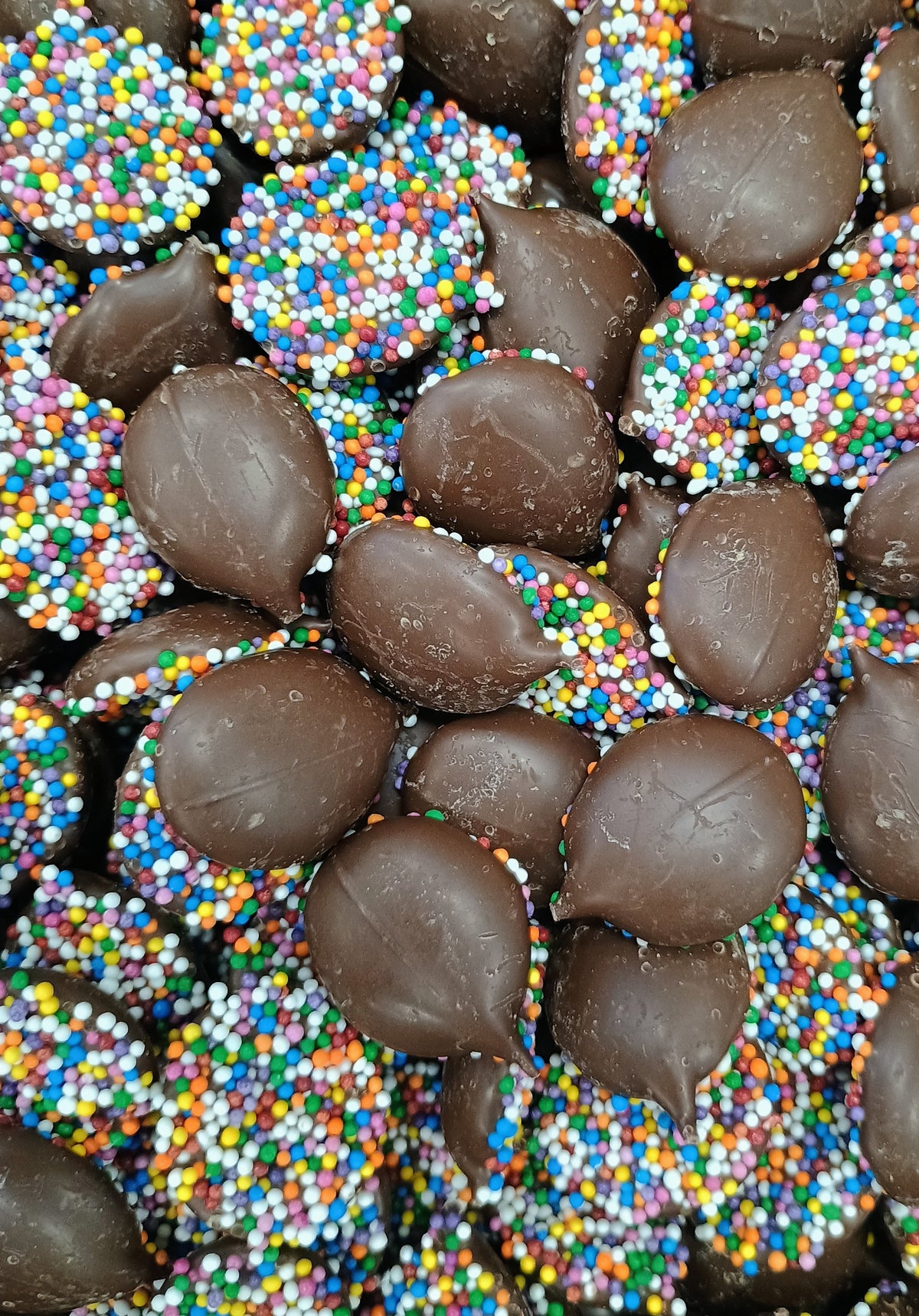 Asher Milk Chocolate Nonpareils 12 oz Gift Box