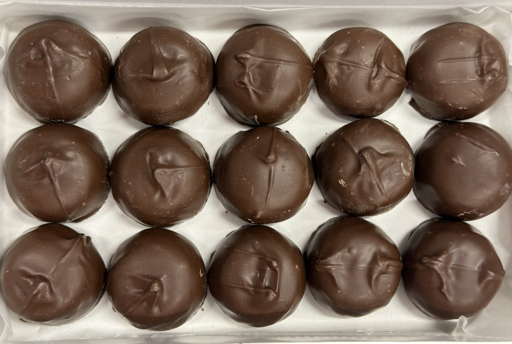 Asher Milk Chocolate Small Vanilla Marshmallow 8 oz Gift Box