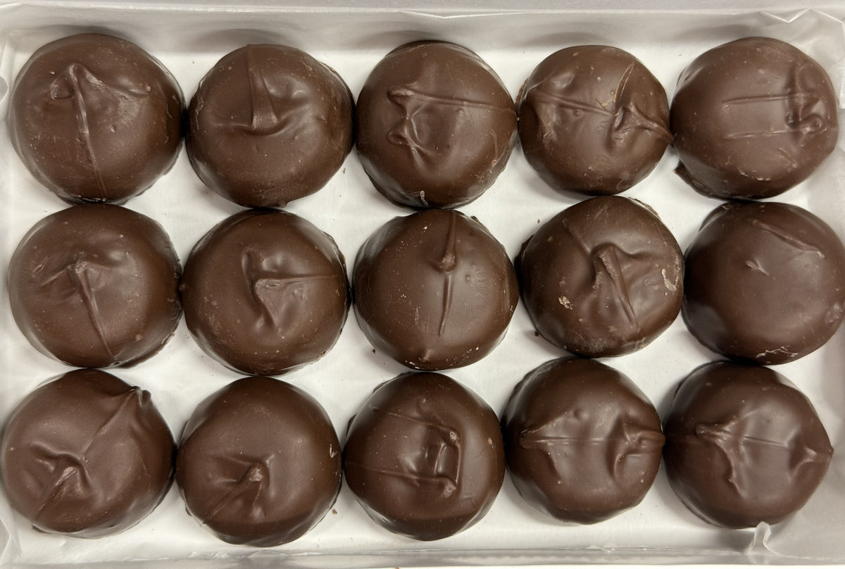 Asher Milk Chocolate Small Vanilla Marshmallow 8 oz Gift Box