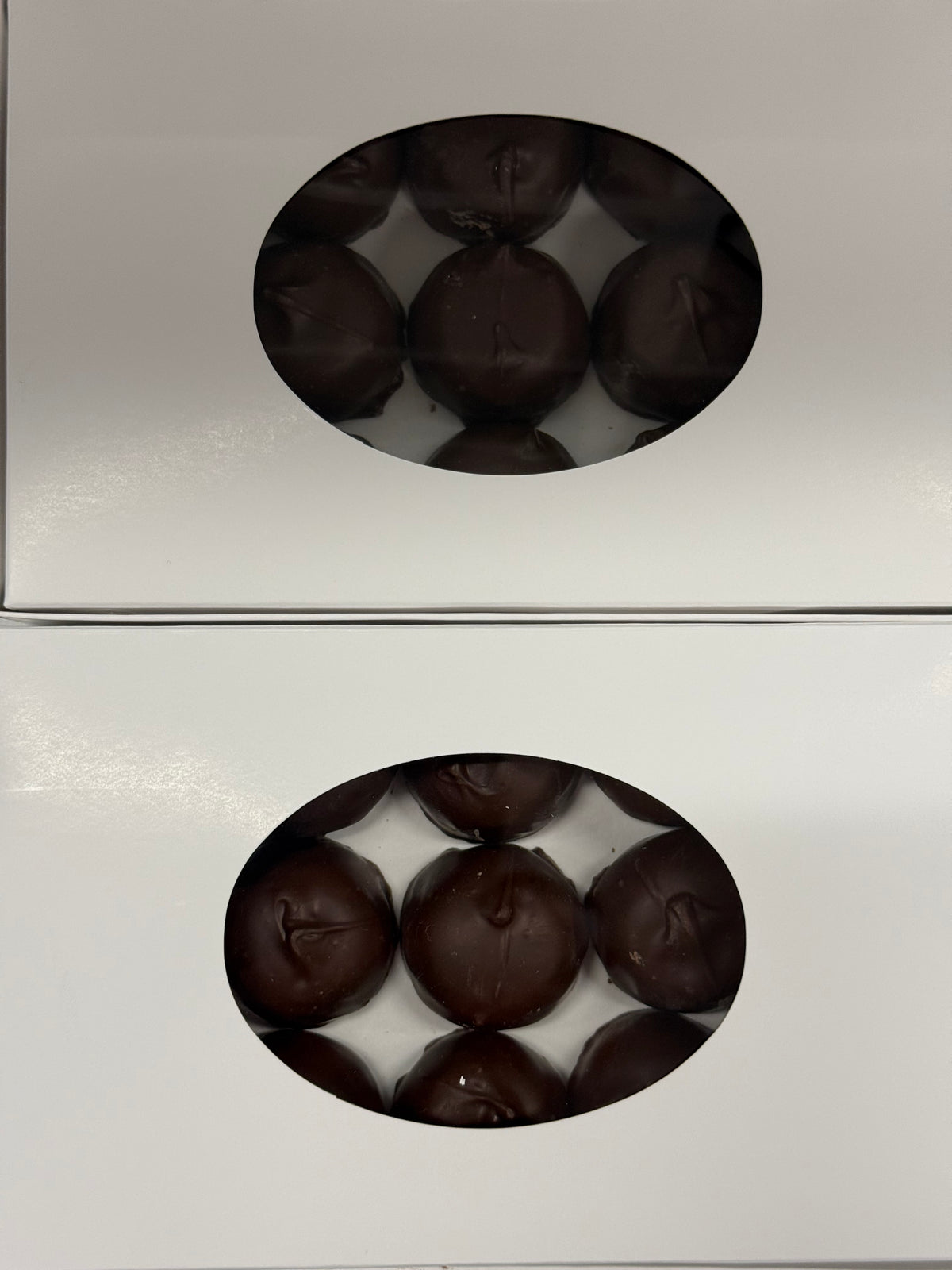 Asher Milk Chocolate Small Vanilla Marshmallow 8 oz Gift Box