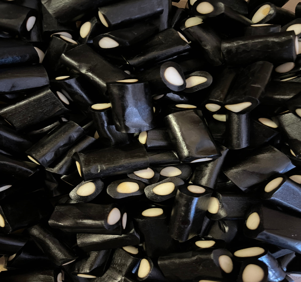 Gustaf's White Center Broadway Licorice Rockies