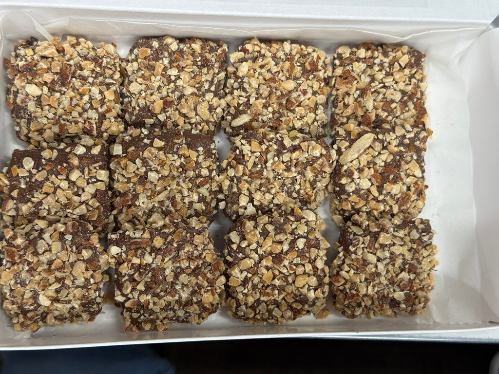 Asher Sugar Free Milk Chocolate Smooth Bottom Almond Buttercrunch 6.5 oz Gift Box