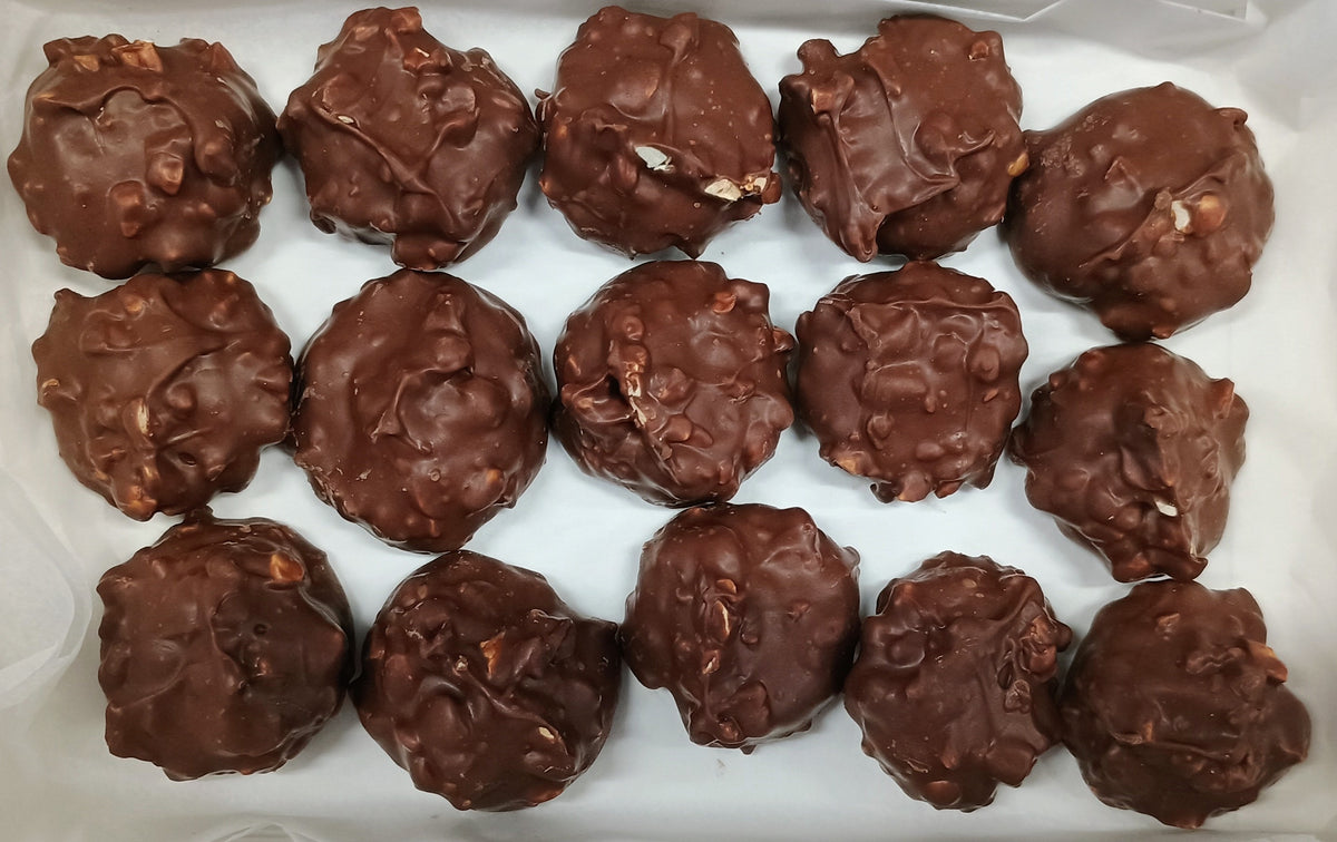 Asher Sugar Free Milk Chocolate Peanut Clusters 6 oz Gift Box