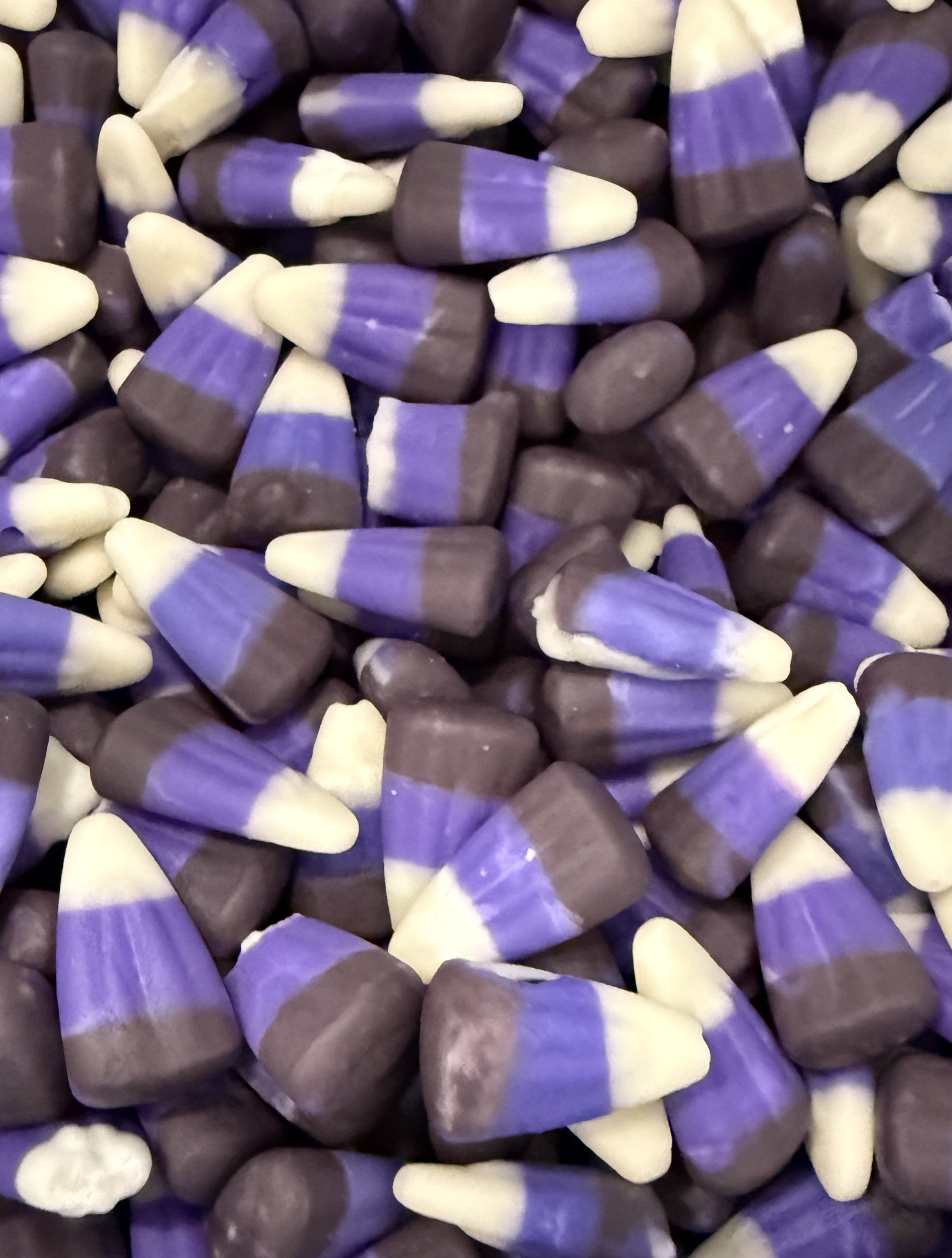 Zachary Blackberry Cobbler Mellocreme Candy Corn